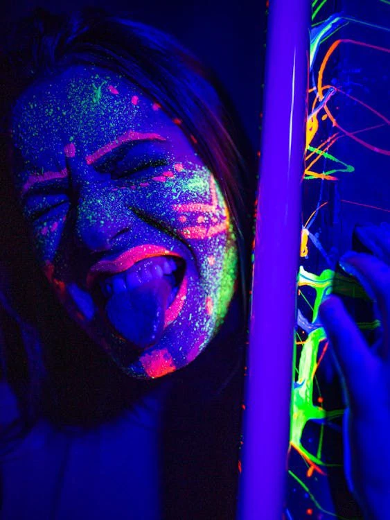 Neon splatter room 1
