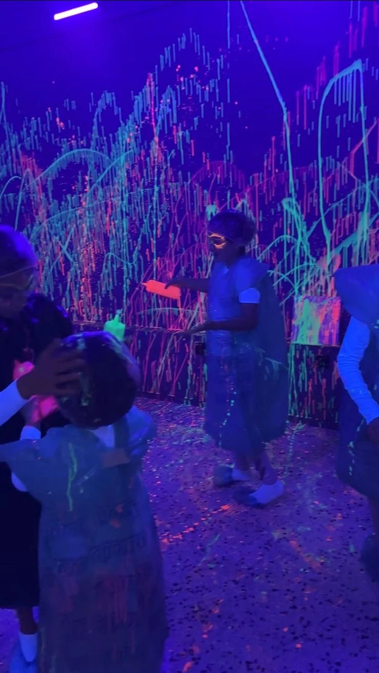 Neon splatter room 5